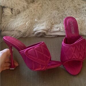 New Cape Robbin satin hot pink Quilted Heels 5.5